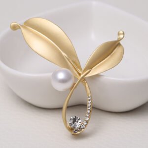 Fashion Vintage Rhinestone Brooch Pin